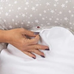 Babybay Kuschelnest Piqué, Beere Sterne Weiß 10 Babybay Kuschelnest Piqué, Beere Sterne Weiß -Baby Produkte Geschäft babybay kuschelnest beere sterne weiss 501528 004 1280x1280